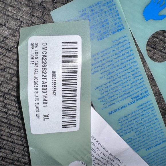 Off-White Windbreaker Pants - Picture 4 of 9